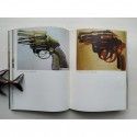 Andy Warhol - "Guns, Knives, Crosses". Galería Fernando Vijande, Madrid, Diciembre 1982 - Febrero 1983