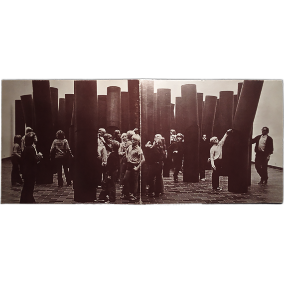 Pol Bury. 25 tonnes de colonnes