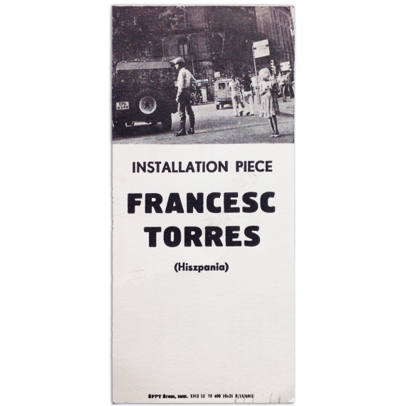 Francesc Torres - Installation Piece (Hiszpania). Galeria Akumulatory 2, Poznan, I-1976