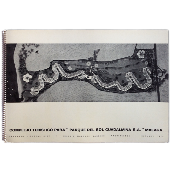 Complejo turístico para "Parque del Sol Guadalmina S.A.", Málaga. Fernando Higueras y Eulalia Marques Arquitectos - Octubre 1978
